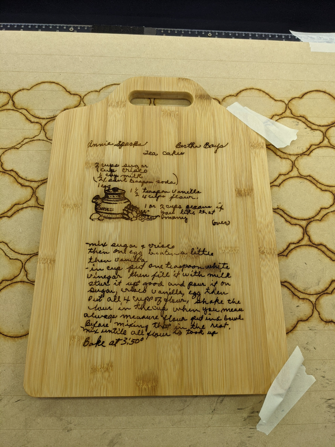 "Personalized" Natural Bamboo Recipe Cutting Board